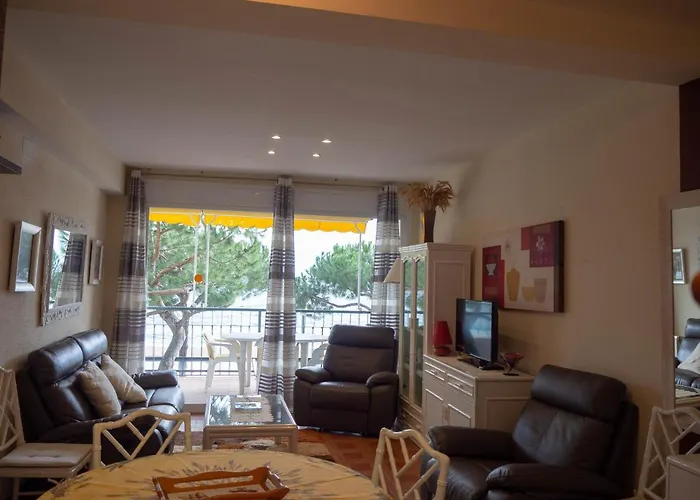 Embajador 1 Per 4 Persones A Primera Linia De Mar Apartmán